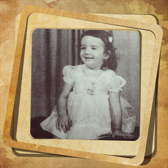 Page temporarily down for Posher maintenance!😊✌🏼 - Picture 1 of 1